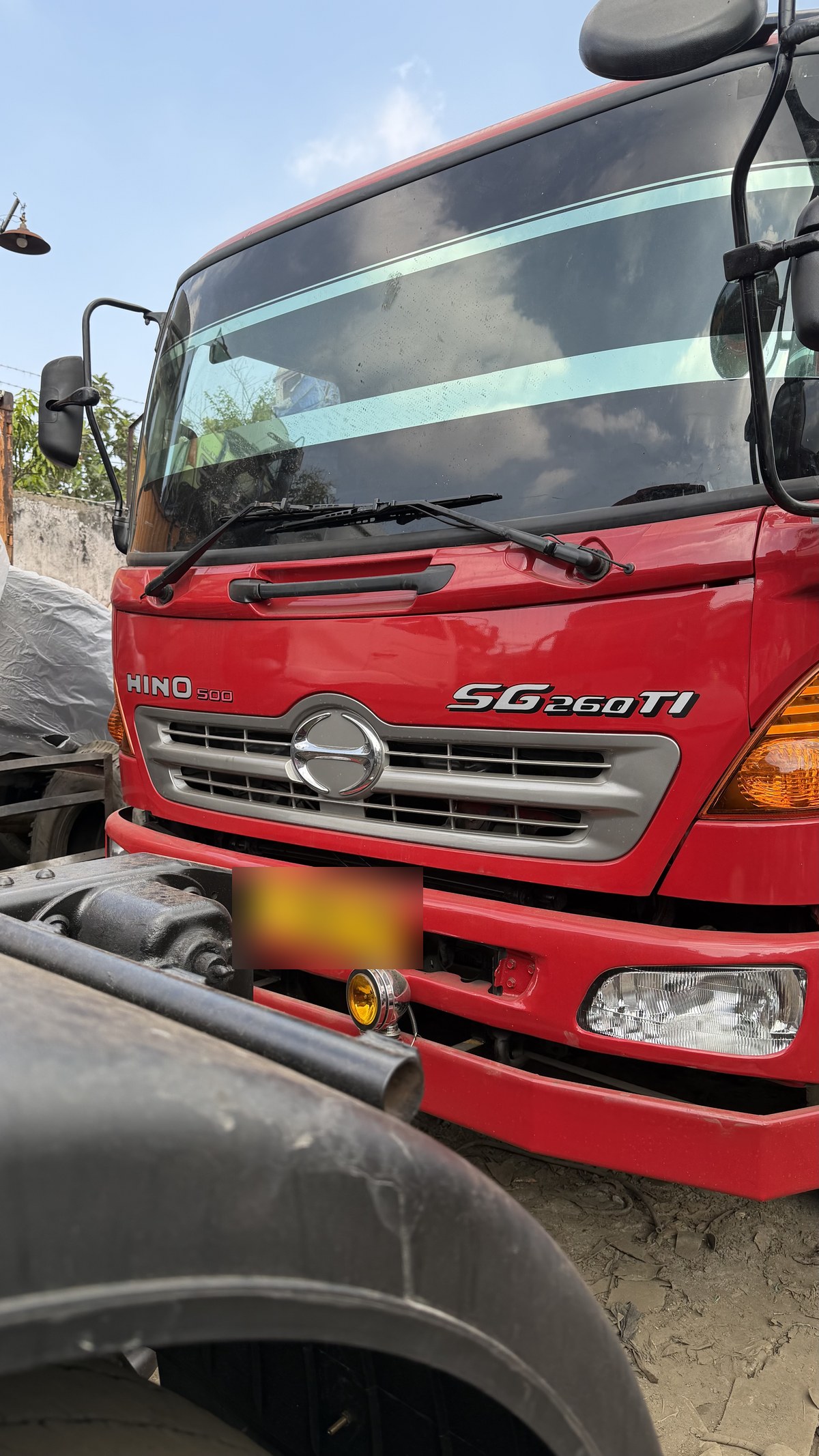 Hino 500 SG260TI